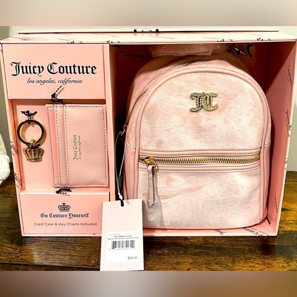 NWT 3-piece Velour Backpack Gift Set - Picture 1 of 6